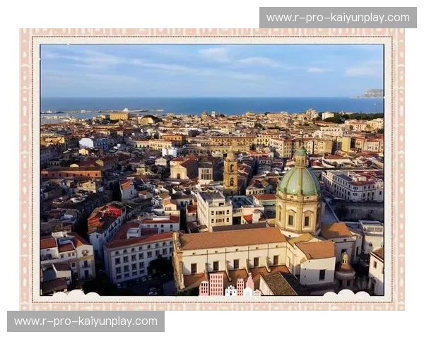 罗马之巅，巴勒莫之魂：一场跨越亚平宁的足球史诗